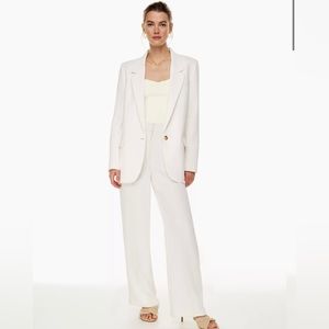 Wilfred
The Effortless Pant